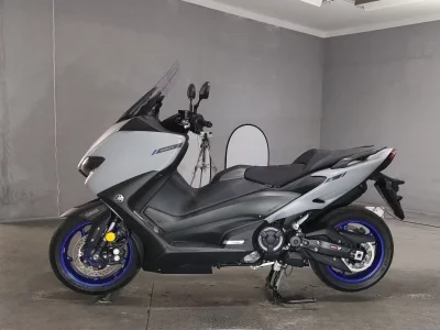 Yamaha T-MAX560 лот № 7140 оценка 4  с аукциона в Японии 2