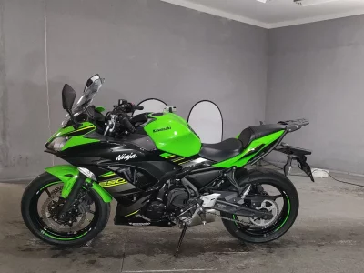 Kawasaki NINJA650 лот № 8156 оценка 4  с аукциона в Японии 2