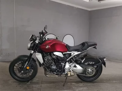 Honda CB1000R лот № 7186 оценка 4.5  с аукциона в Японии 2