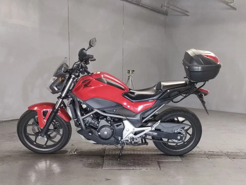 Honda NC700S DCT