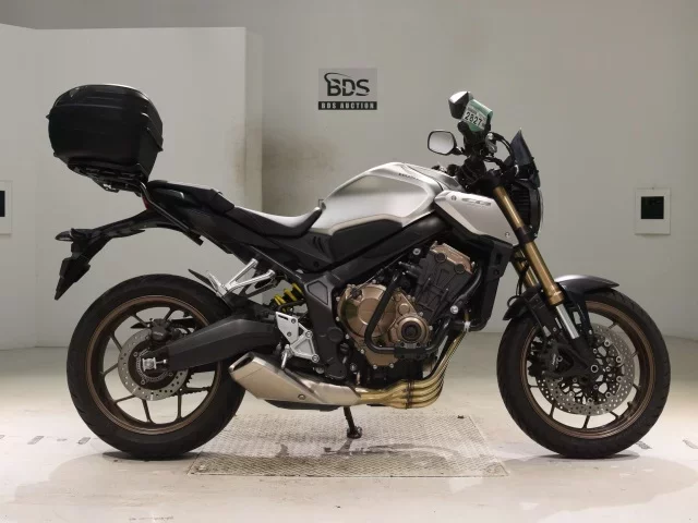Honda CB650R лот № 2827 оценка 5  с аукциона в Японии