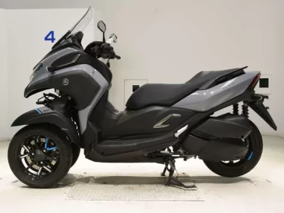 Yamaha TORI CITY 300 лот № 5448 оценка 5  с аукциона в Японии 2