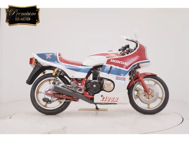 Honda CB1100R