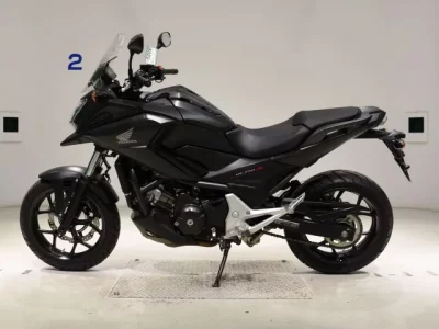 Honda NC750X лот № 5020 оценка 5  с аукциона в Японии 2