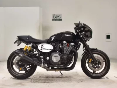 Yamaha XJR1300RACER