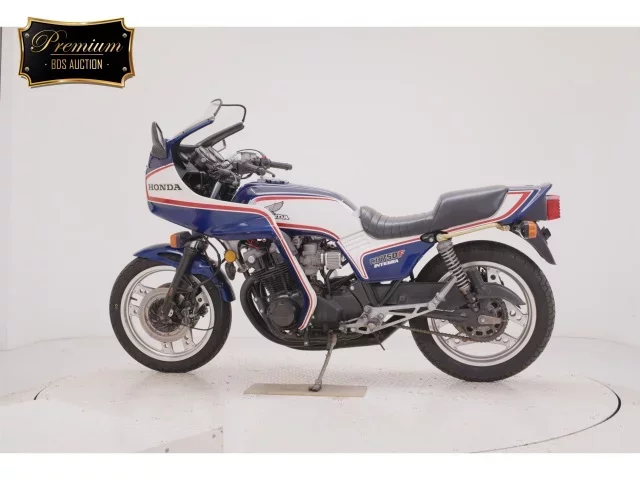 Honda CB750 INTEGRA