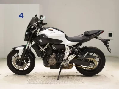 Yamaha MT-07 лот № 5377 оценка 5  с аукциона в Японии 2