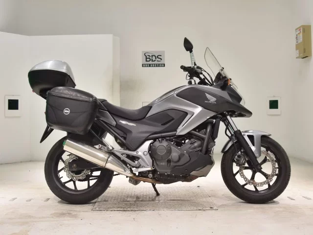 Honda NC750X лот № 5037 оценка 4  с аукциона в Японии