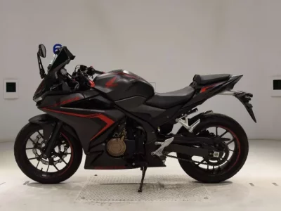 Honda CBR400R-2 лот № 0378 оценка 5  с аукциона в Японии 2