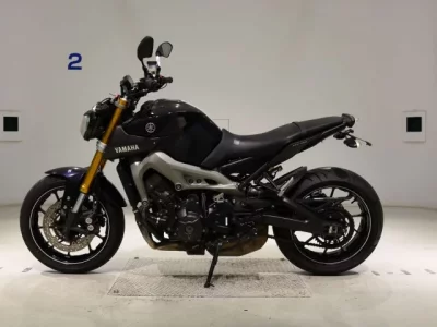 Yamaha MT-09 лот № 7684 оценка 5  с аукциона в Японии 2