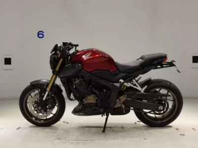 Honda CB650R лот № 0399 оценка 5  с аукциона в Японии 2