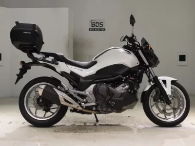 Honda NC750SD-2
