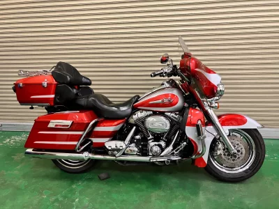 Harley-Davidson HARLEY FLHTCU3 CVO