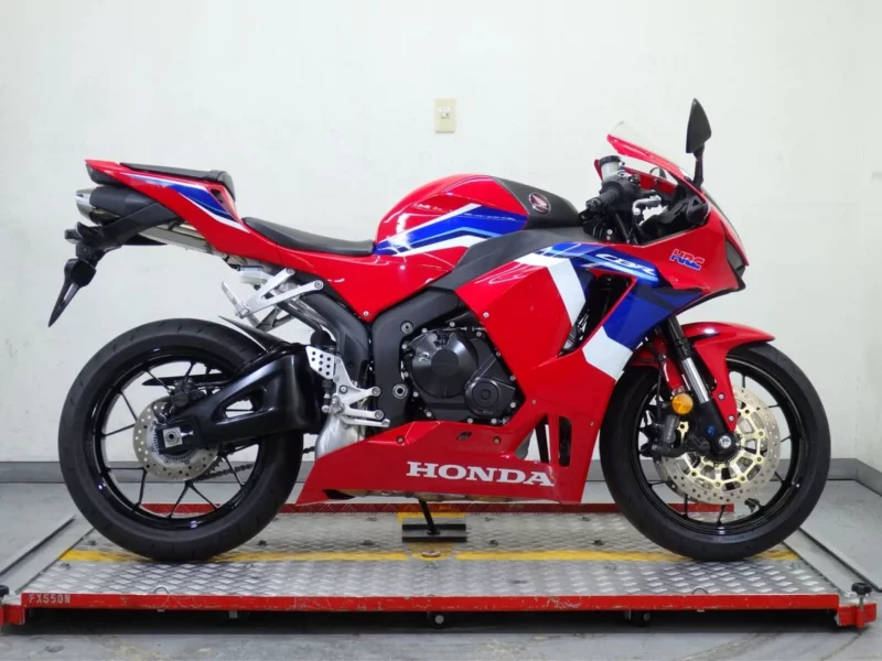 Honda CBR600RR ABS лот № 04288 оценка 5  с аукциона в Японии