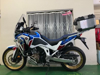 Honda CRF1100L ADV ES DCT лот № 04432 оценка 4  с аукциона в Японии 2