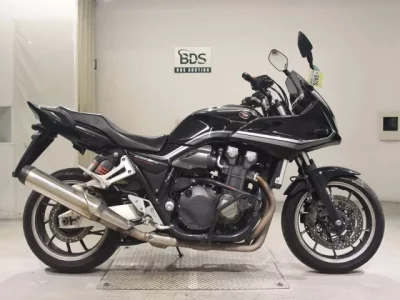 Honda CB1300SF 2020