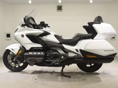 Honda GL1800 TOUR D лот № 5303 оценка 5  с аукциона в Японии 2