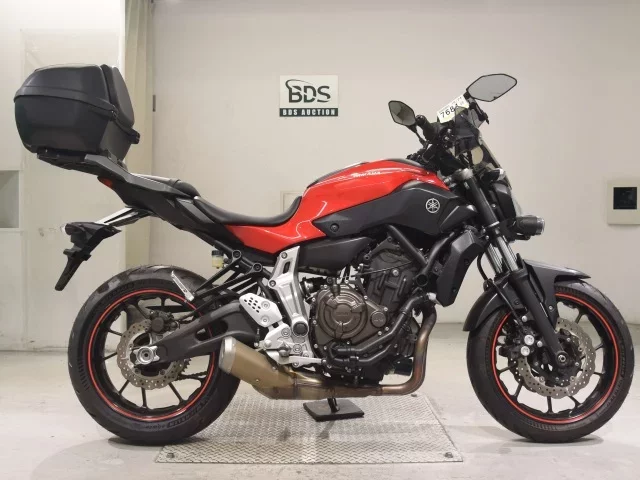 Yamaha MT-07 лот № 7681 оценка 5  с аукциона в Японии