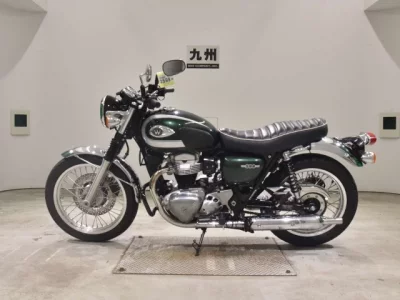 Kawasaki W800-2 лот № 2599 оценка 5  с аукциона в Японии 2