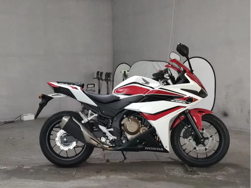 Honda CBR400R лот № 7065 оценка 4  с аукциона в Японии