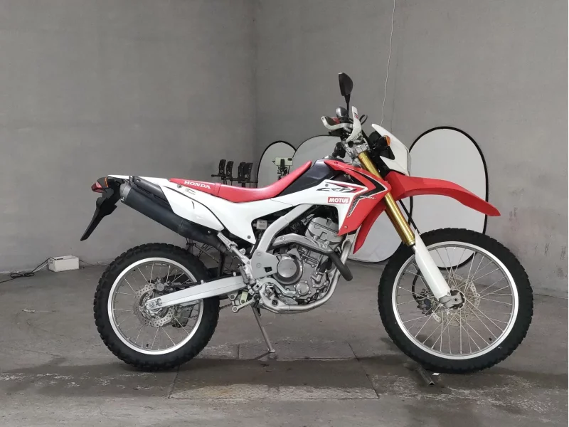 Honda CRF250L лот № 7556 оценка 4  с аукциона в Японии