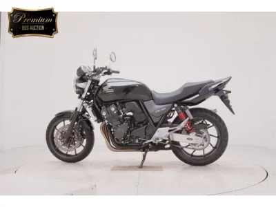 Honda CB400SFV-4ABS лот № 7547 оценка 5  с аукциона в Японии 2