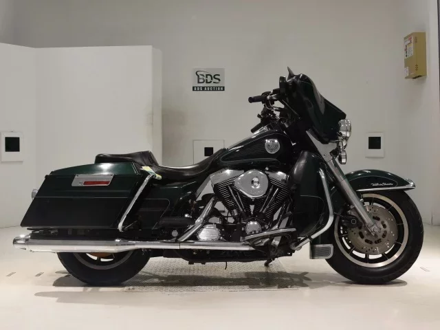 Harley-Davidson HARLEY FLHTCUI1340 лот № 0200 оценка 4  с аукциона в Японии