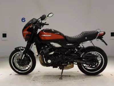 Kawasaki Z900RS лот № 7947 оценка 5  с аукциона в Японии 2