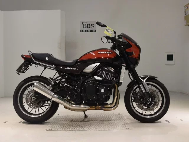 Kawasaki Z900RS лот № 7947 оценка 5  с аукциона в Японии