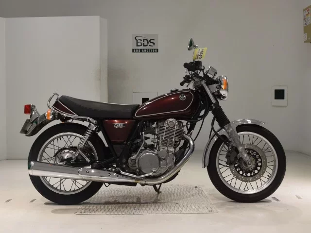 Yamaha SR400-4 лот № 0439 оценка 4  с аукциона в Японии