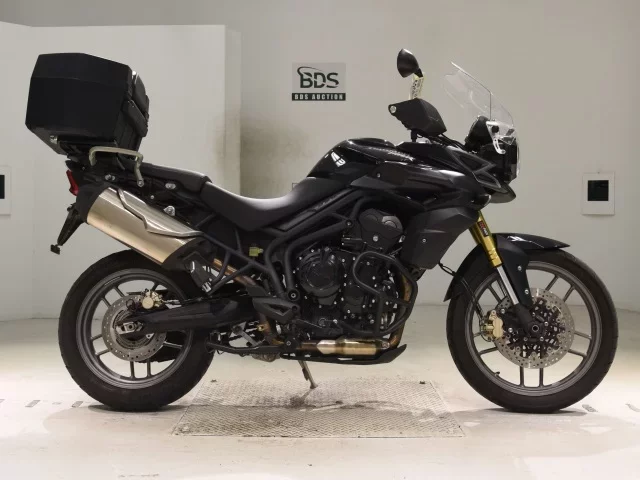 Triumph  TIGER 800 лот № 5208 оценка 4  с аукциона в Японии