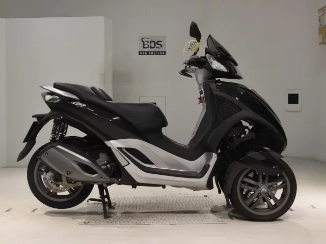 Other PIAGGIO MP3 300 лот № 0404 оценка 4  с аукциона в Японии