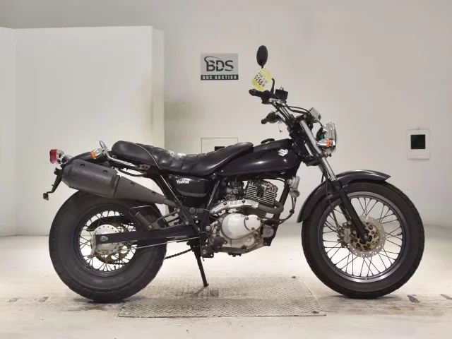 Suzuki VAN VAN 200 лот № 0256 оценка 4  с аукциона в Японии