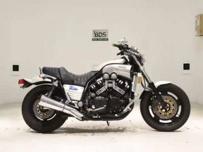 Yamaha V-MAX  с аукциона в Японии