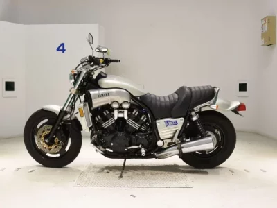 Yamaha V-MAX  с аукциона в Японии
