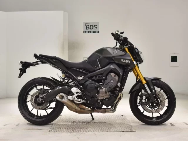 Yamaha MT-09 лот № 2666 оценка 5  с аукциона в Японии