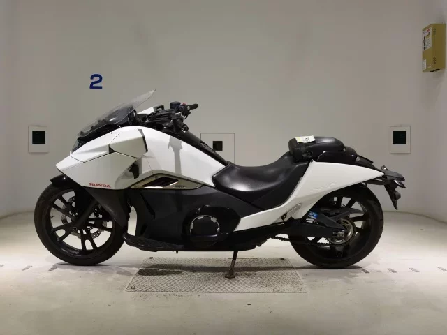 Honda NM4-01