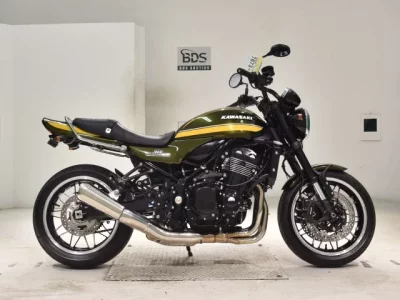 Kawasaki Z900RS 2021
