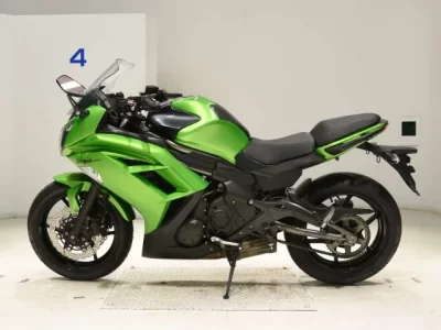 Kawasaki NINJA650 лот № 5077 оценка 4  с аукциона в Японии 2