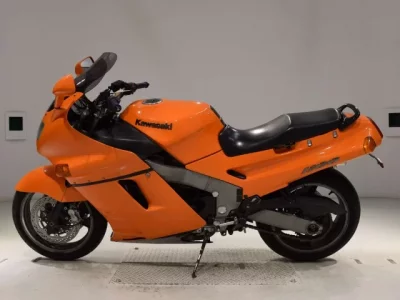 Kawasaki ZZR1100  с аукциона в Японии