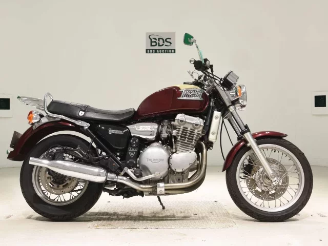 Triumph  THUNDERBIRD 900 лот № 7787 оценка 4  с аукциона в Японии