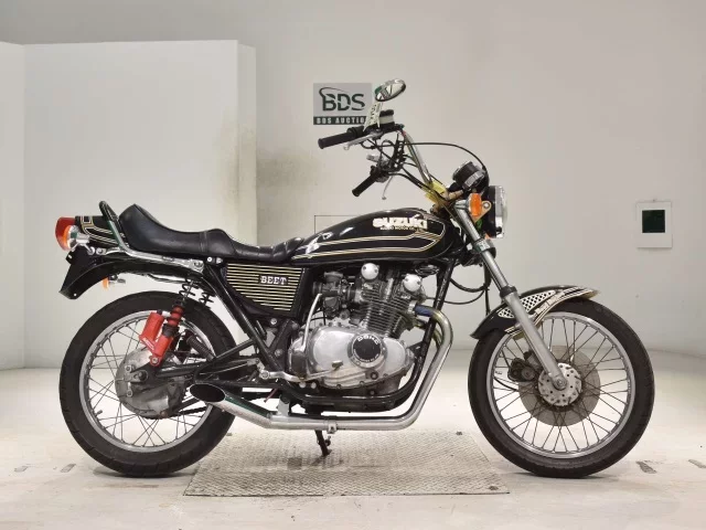 Suzuki GS400 лот № 0244 оценка 4  с аукциона в Японии