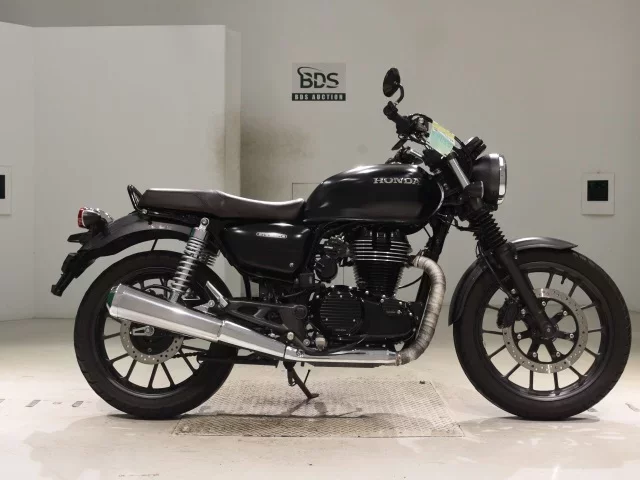 Honda GB350 лот № 5299 оценка 5  с аукциона в Японии
