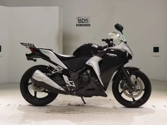 Honda CBR250R ABS лот № 2628 оценка 4  с аукциона в Японии
