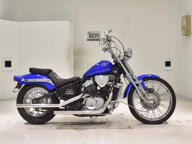 Honda STEED400VLS лот № 2824 оценка 4  с аукциона в Японии