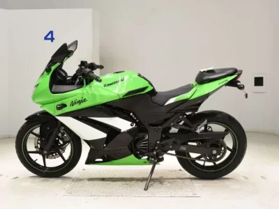 Kawasaki NINJA250R  с аукциона в Японии