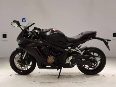 Honda CBR650R лот № 0204 оценка 5  с аукциона в Японии 2