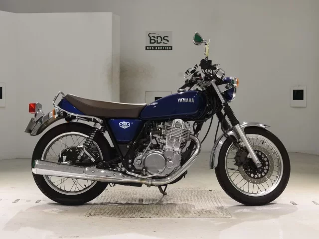 Yamaha SR400-5 лот № 2688 оценка 6  с аукциона в Японии