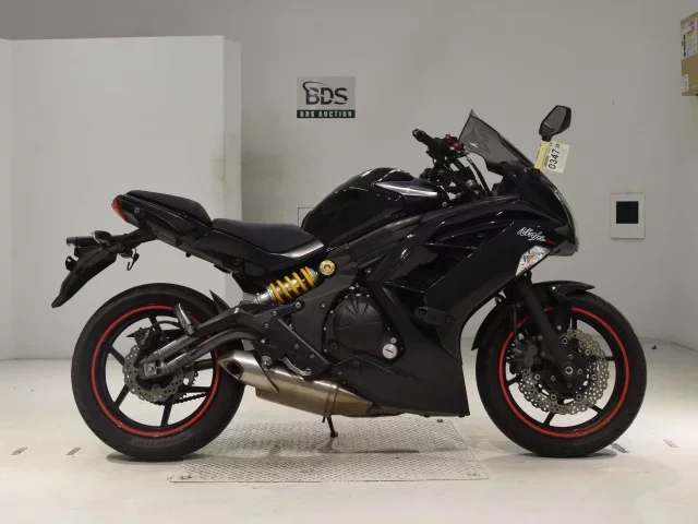 Kawasaki NINJA650 лот № 0347 оценка 4  с аукциона в Японии