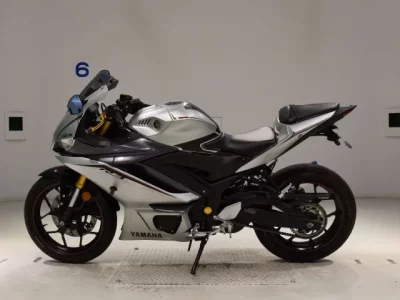 Yamaha YZF-R3 лот № 0312 оценка 5  с аукциона в Японии 2